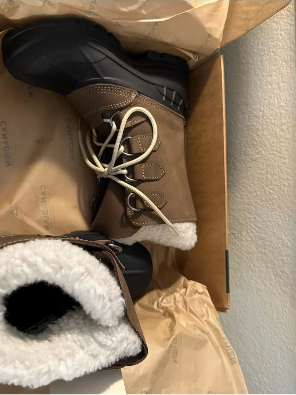NIB Kamik (RET $89) Women's Alborg Pac Waterproof Insulated Nubuck Boots, size 6